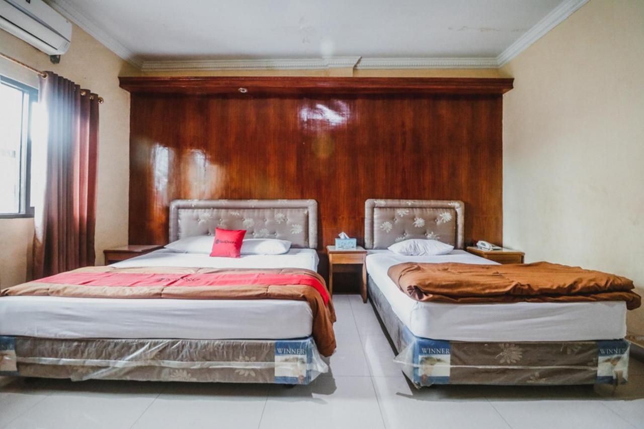 เรดดอร์ซ พลัส เนียร์ จัมบี ปรีมา มอลล์ Hotel ภายนอก รูปภาพ